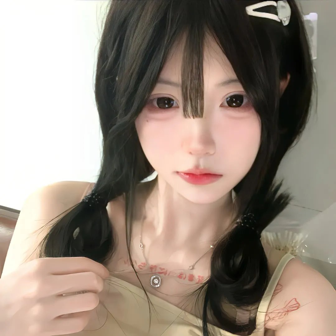 月球